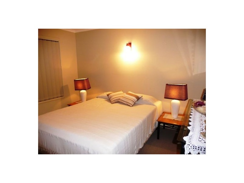 110 Corser St, Point Vernon QLD 4655