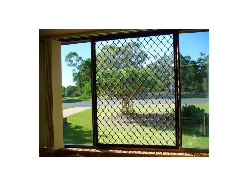 110 Corser St, Point Vernon QLD 4655