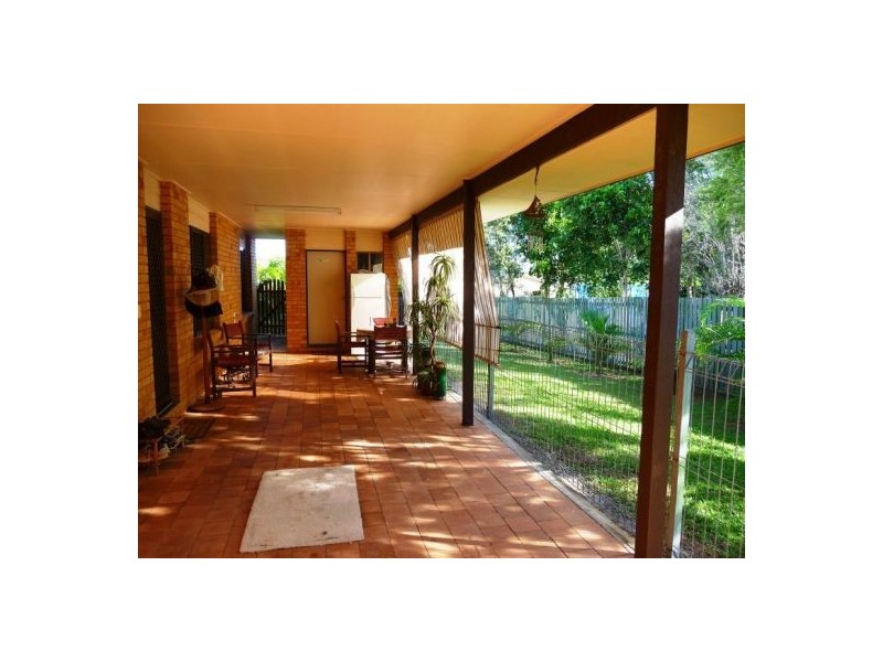 110 Corser St, Point Vernon QLD 4655