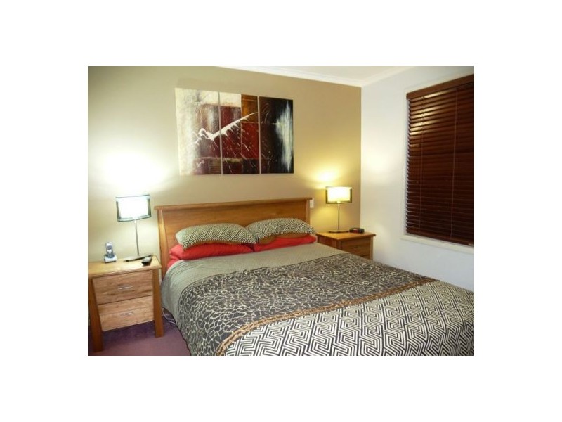 23 Michelle Dr, Point Vernon QLD 4655