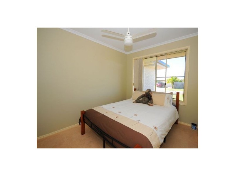 16 Cromdale Cct, Kawungan QLD 4655