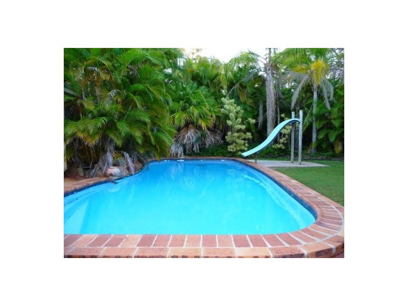 15 Windemere Road, Wondunna QLD 4655