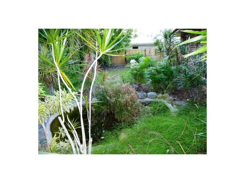 15 Windemere Road, Wondunna QLD 4655
