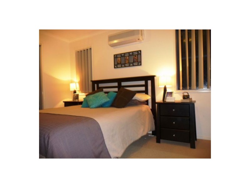 72 Pembridge Cct, Urraween QLD 4655