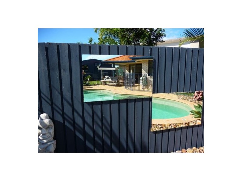 72 Pembridge Cct, Urraween QLD 4655