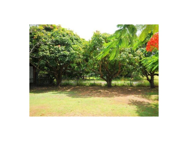 4 Freshwater St, Scarness QLD 4655