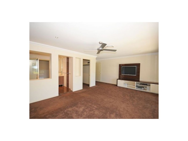 1/13 Cypress Street, Torquay QLD 4655