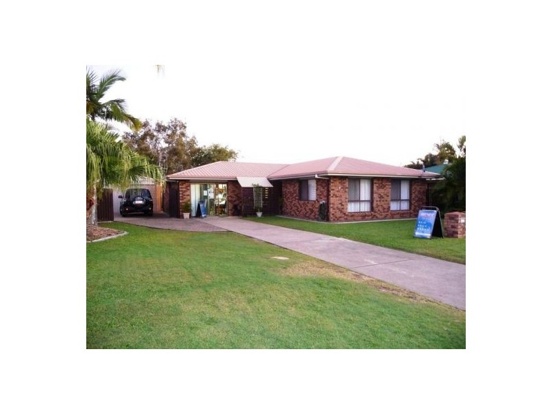 11 Nullor St, Scarness QLD 4655