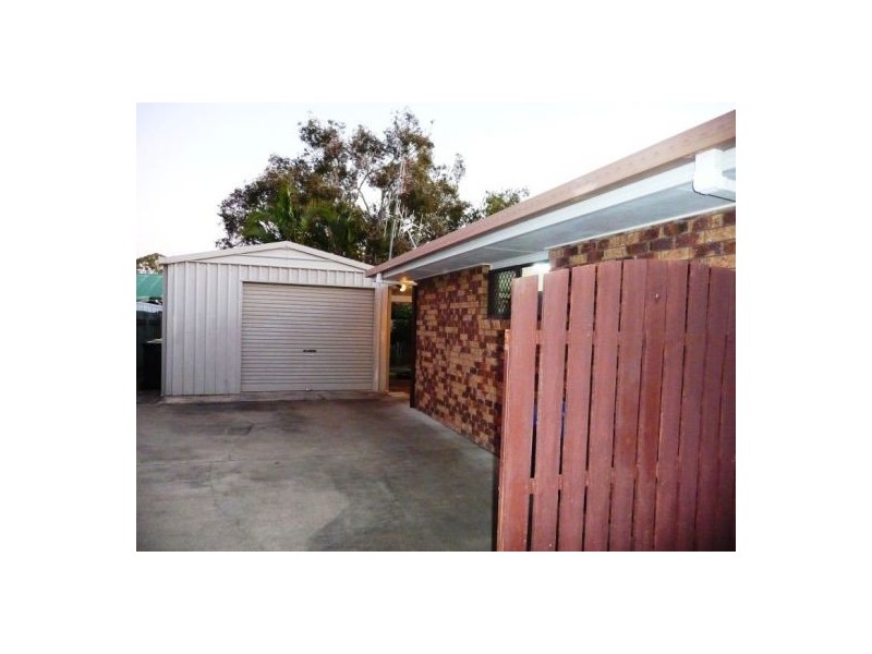 11 Nullor St, Scarness QLD 4655