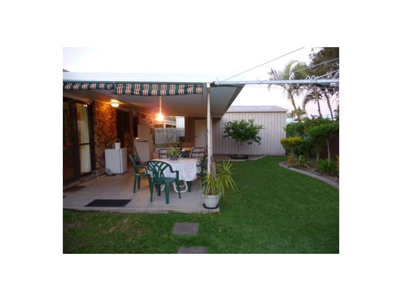 11 Nullor St, Scarness QLD 4655