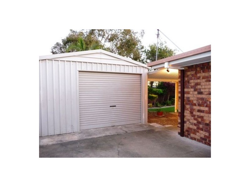 11 Nullor St, Scarness QLD 4655