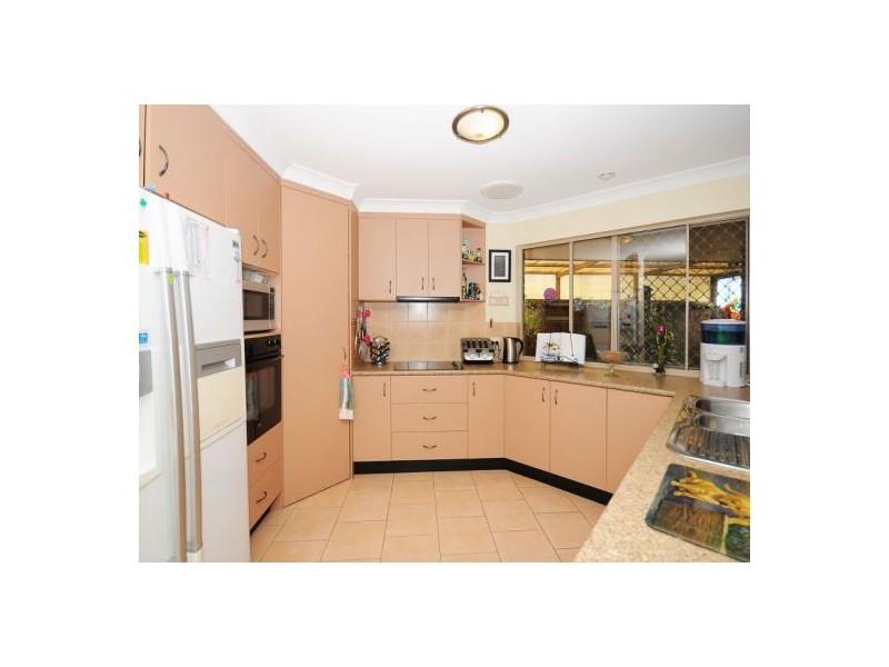 49 Heather Way, Urraween QLD 4655