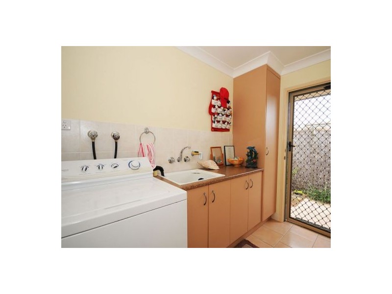 49 Heather Way, Urraween QLD 4655