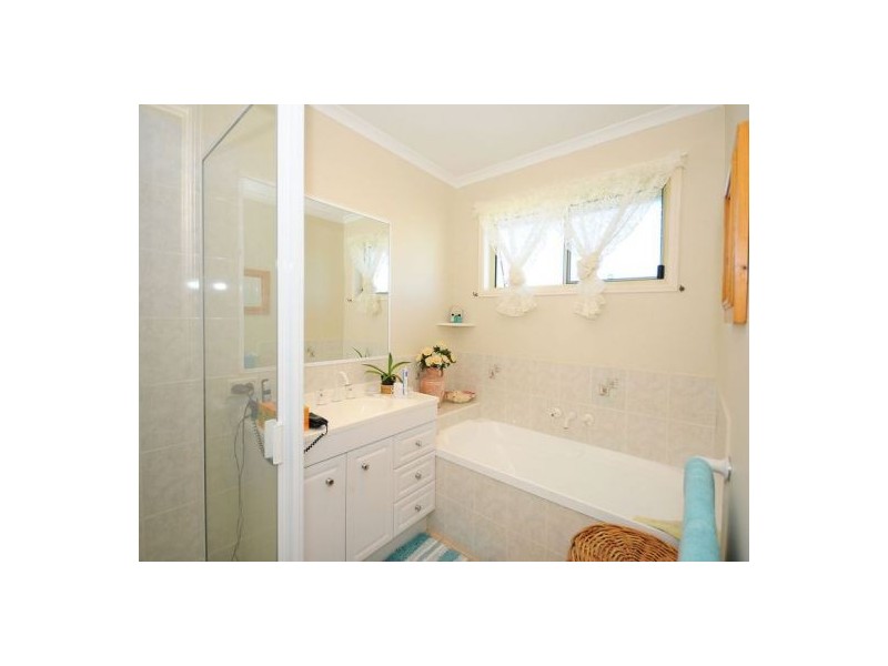 35  Wide Bay Dr, Eli Waters QLD 4655