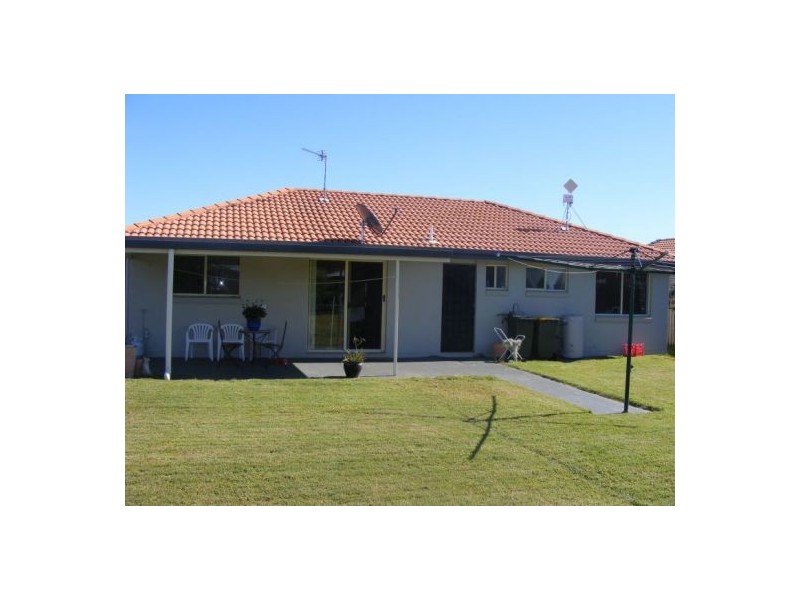 35  Wide Bay Dr, Eli Waters QLD 4655