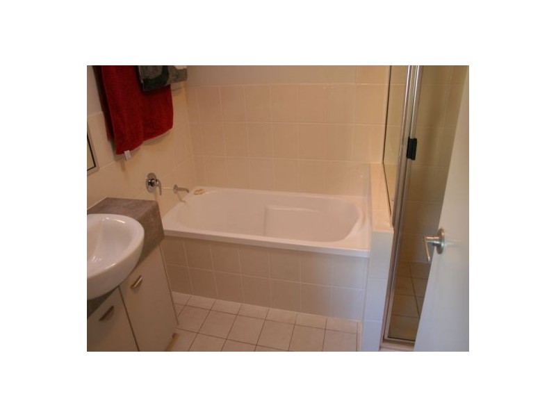 42 /29 Stephenson St, Pialba QLD 4655