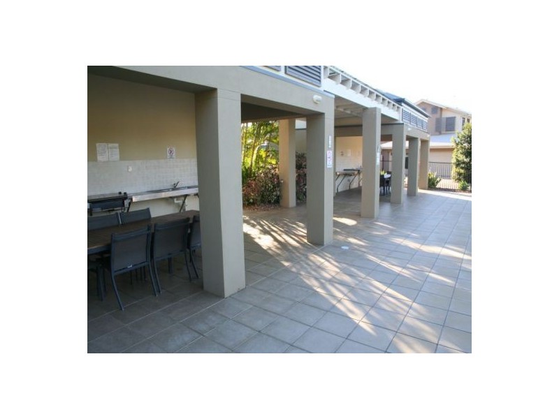 42 /29 Stephenson St, Pialba QLD 4655