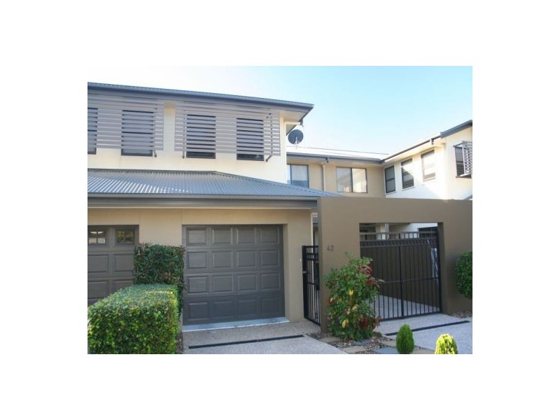 42 /29 Stephenson St, Pialba QLD 4655