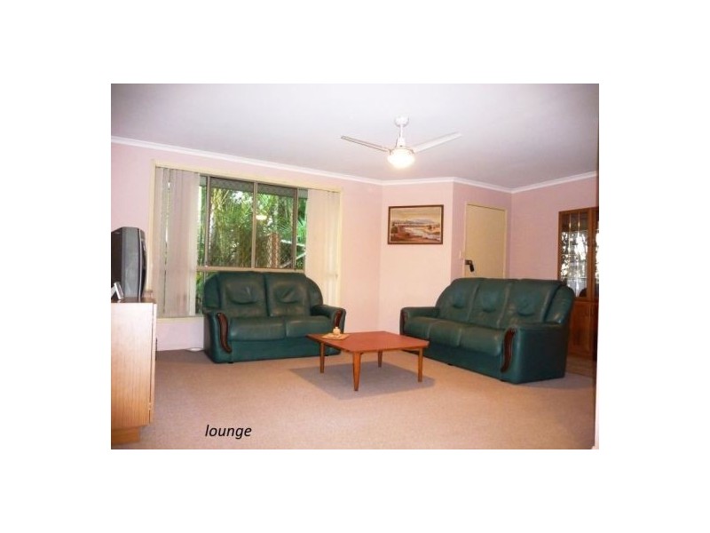 43 Fairway Dr, Urraween QLD 4655