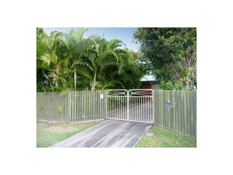 43 Fairway Dr, Urraween QLD 4655