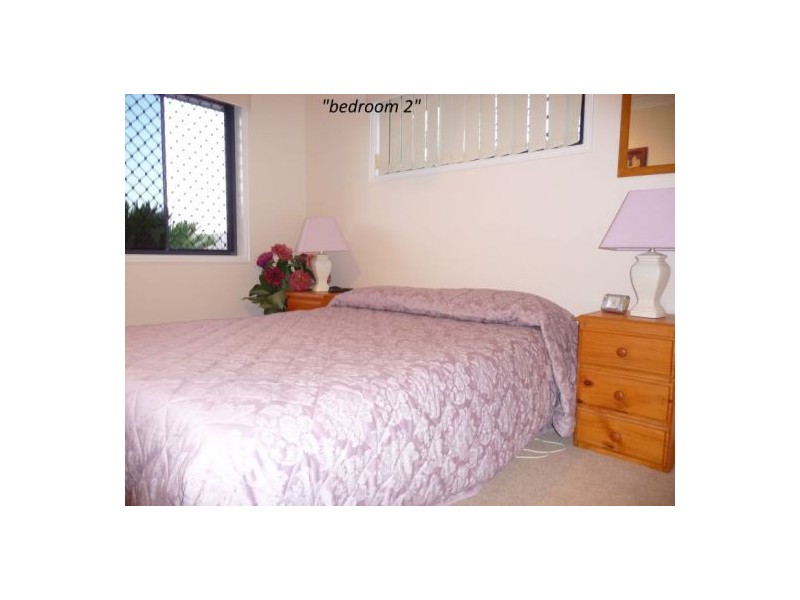 5 Treviso Crt, Urangan QLD 4655