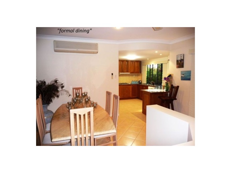 5 Treviso Crt, Urangan QLD 4655