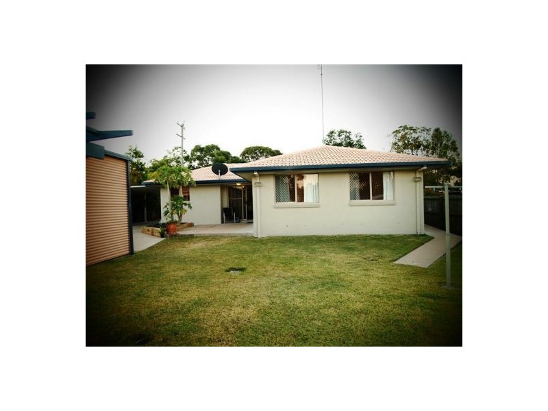 85 Exeter St, Torquay QLD 4655