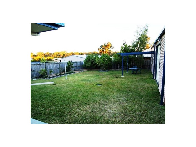 85 Exeter St, Torquay QLD 4655