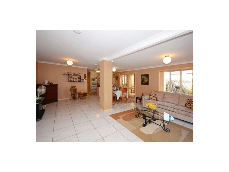 33 Haydn Dr, Kawungan QLD 4655