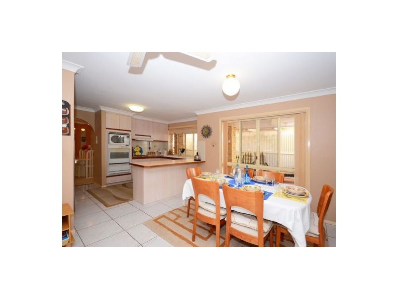 33 Haydn Dr, Kawungan QLD 4655