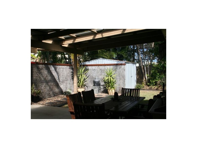 32 Dover St, Pialba QLD 4655