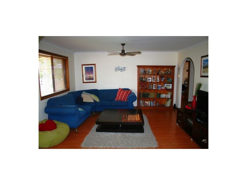 50 South St, Urangan QLD 4655