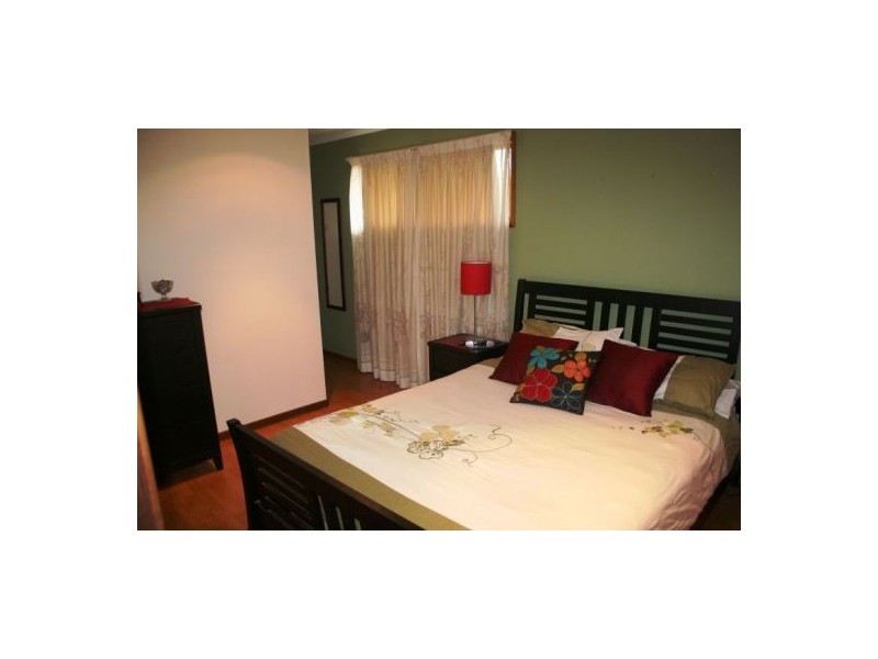 50 South St, Urangan QLD 4655