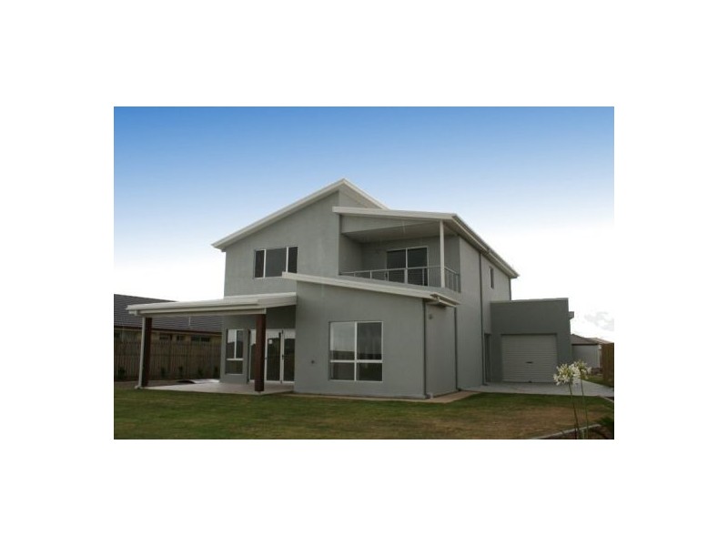 44 Earl St Vincent Circuit, Eli Waters QLD 4655