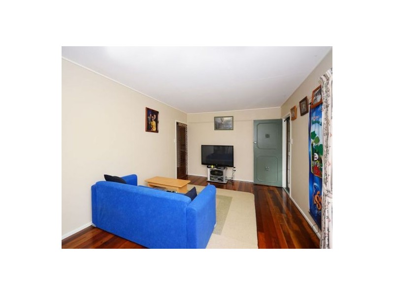 34 Hervey St, Scarness QLD 4655