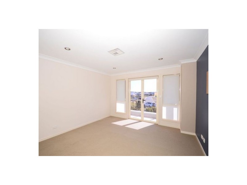 24 Earl St Vincent Circuit, Eli Waters QLD 4655