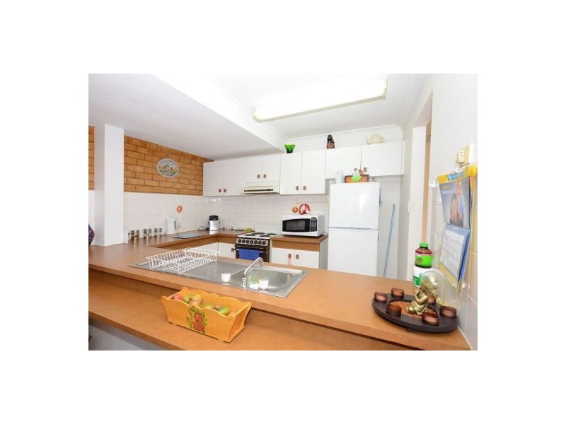 11/85 Miller Street, Urangan QLD 4655