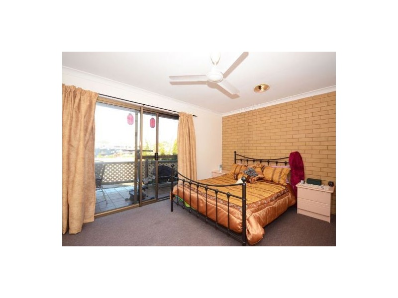 11/85 Miller Street, Urangan QLD 4655