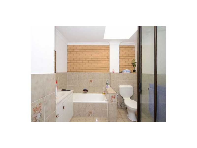 11/85 Miller Street, Urangan QLD 4655