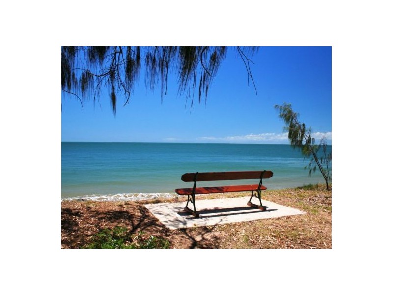 5/489 Esplanade, Torquay QLD 4655