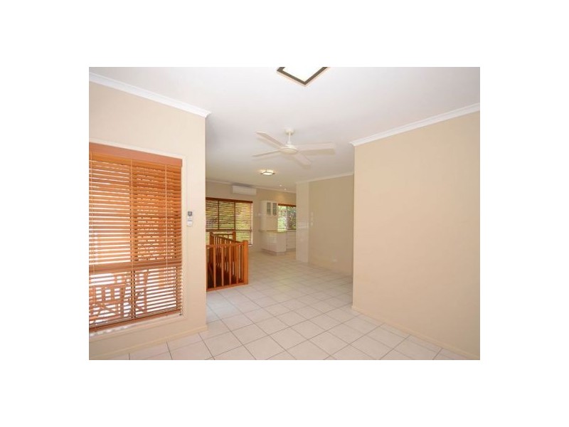 5/489 Esplanade, Torquay QLD 4655