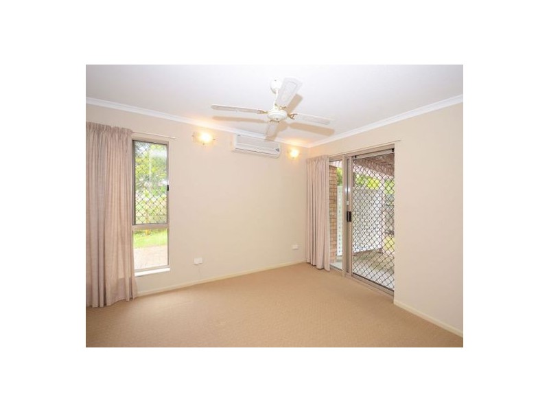 5/489 Esplanade, Torquay QLD 4655