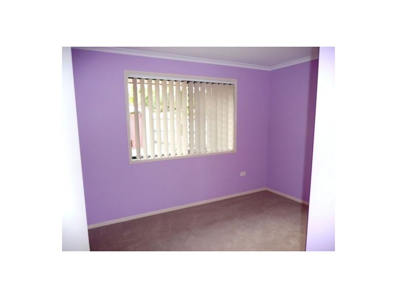 4 Figbird Close, Eli Waters QLD 4655