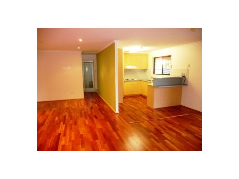 4 Figbird Close, Eli Waters QLD 4655