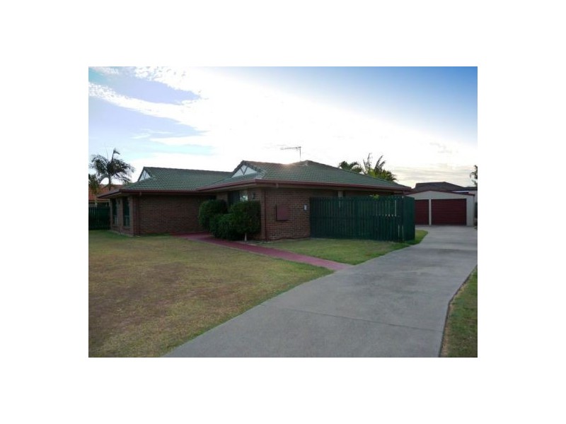 4 Figbird Close, Eli Waters QLD 4655