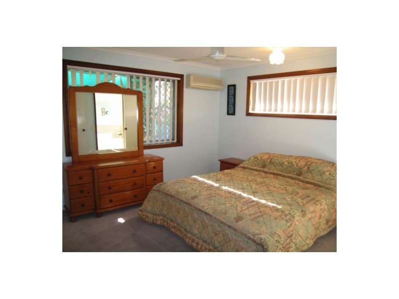 23 Kelly St, Point Vernon QLD 4655