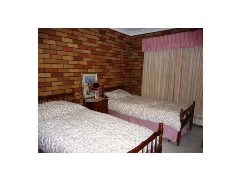 39 Royal Dr, Kawungan QLD 4655