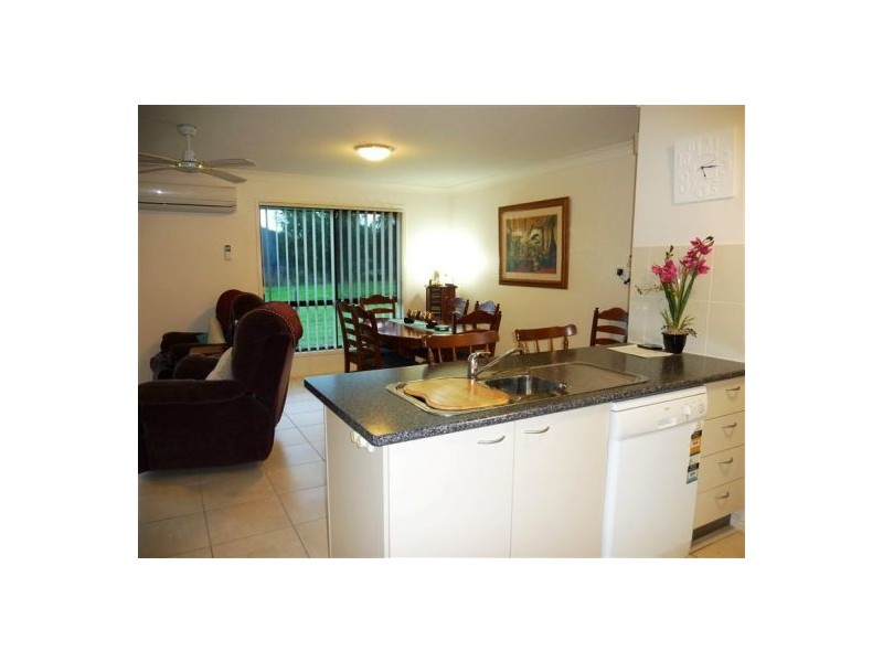 32 Beacon Rd, Booral QLD 4655