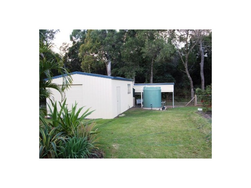 32 Beacon Rd, Booral QLD 4655