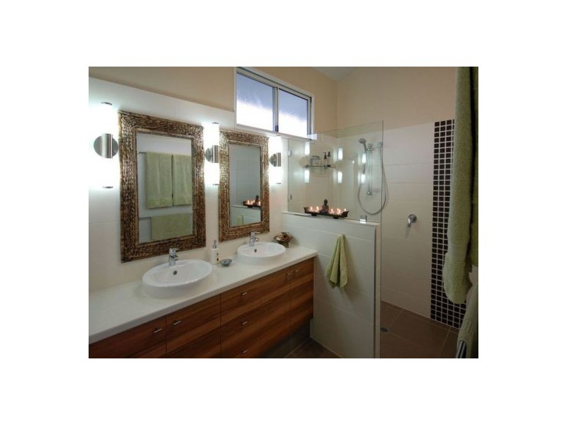 31 Verden Drive, Urangan QLD 4655